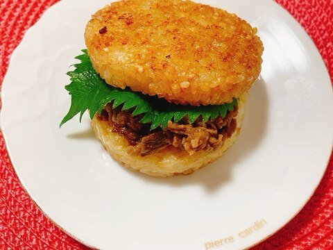 余ったお肉で♪ライスバーガーෆ˚*